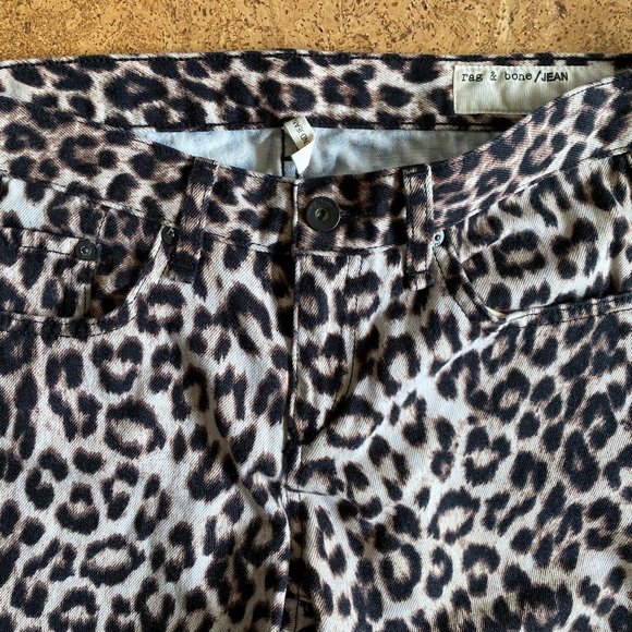 Rag & Bone leopard print boyfriend jeans - Picture 6 of 10